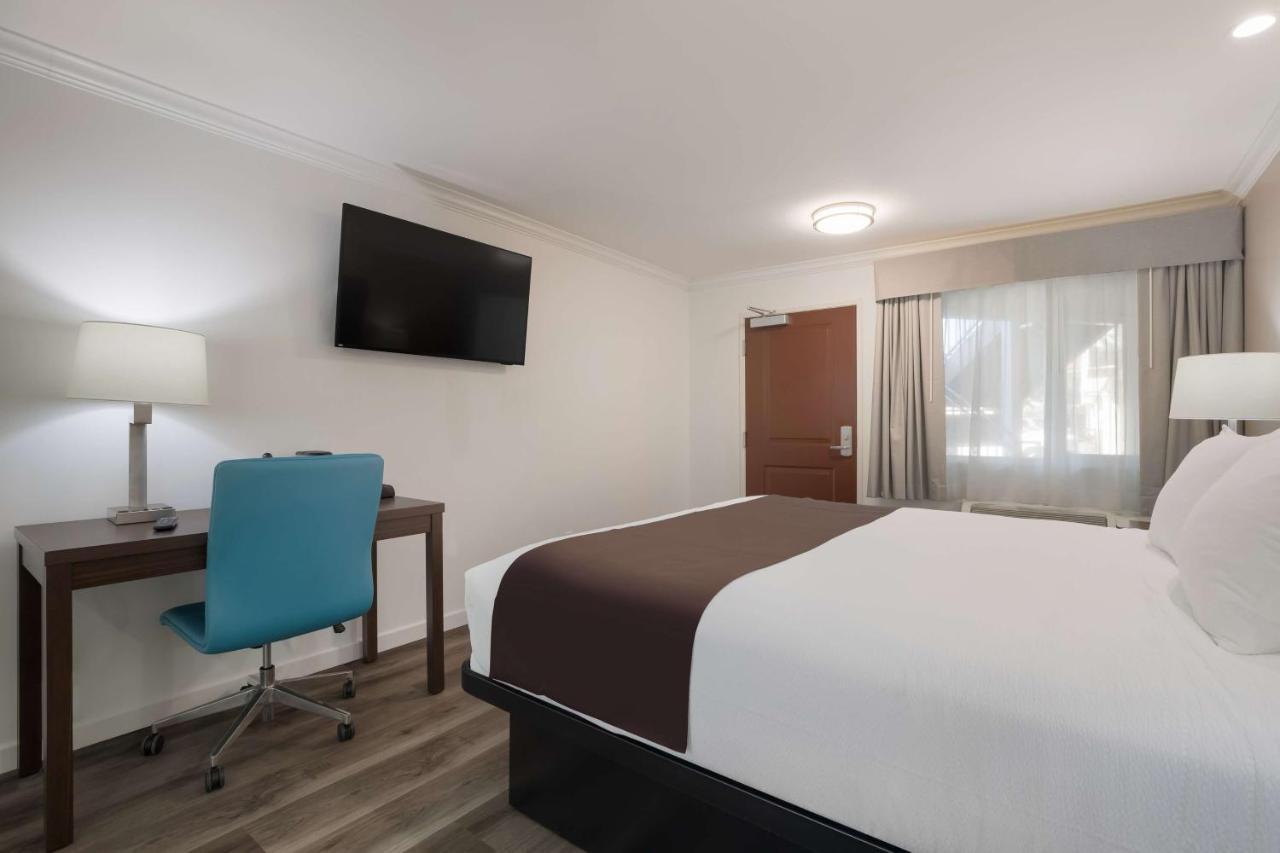 Surestay Plus Hotel By Best Western Upland - Ontario North Экстерьер фото