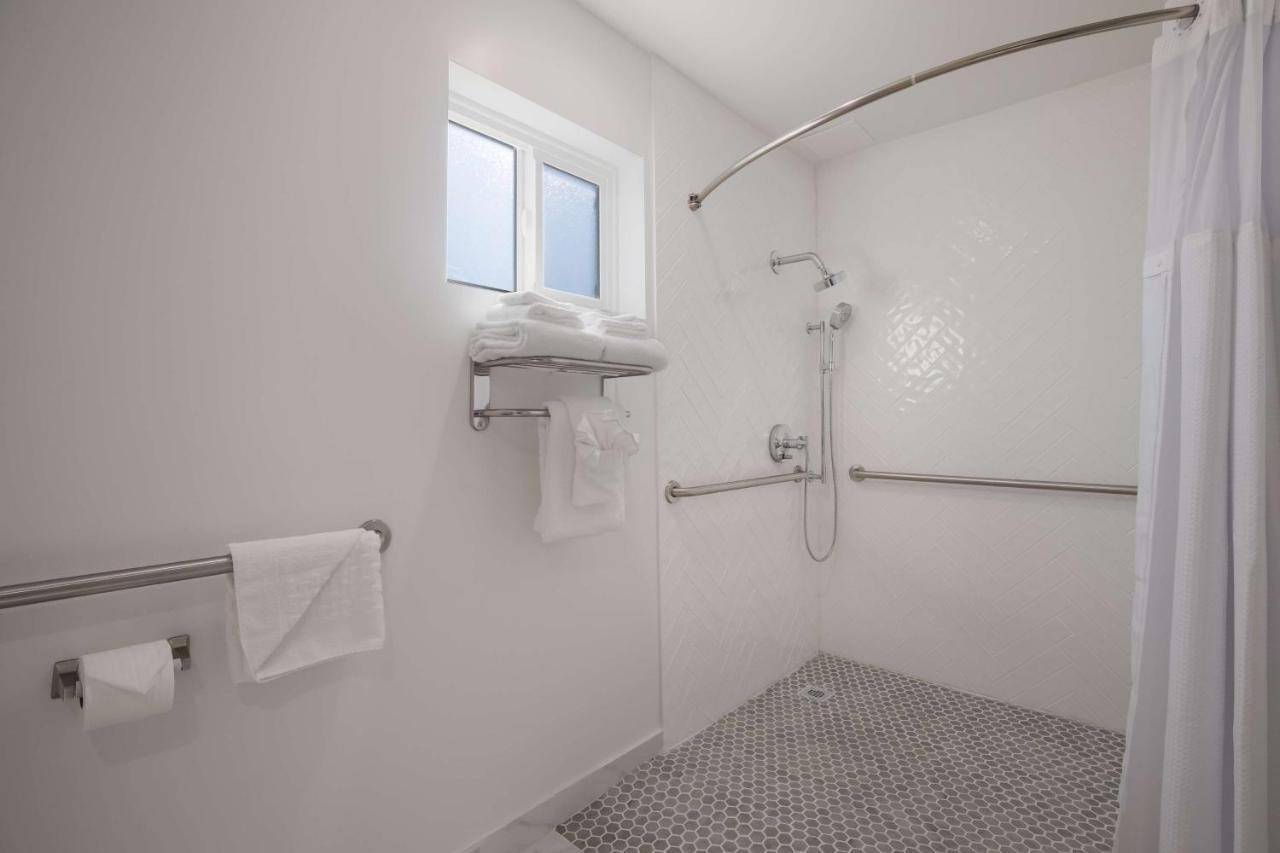 Surestay Plus Hotel By Best Western Upland - Ontario North Экстерьер фото